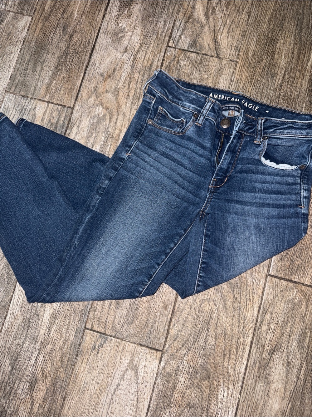 American Eagle Outfitters Women's Medium-Dark Blue Skinny Jeans